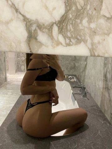 Николь